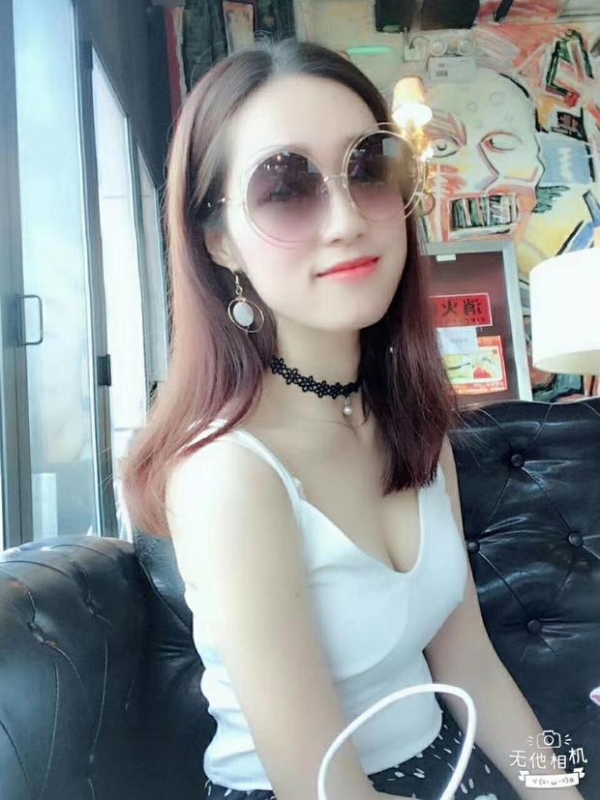 蕓兒的第一张照片--云南王婆说媒