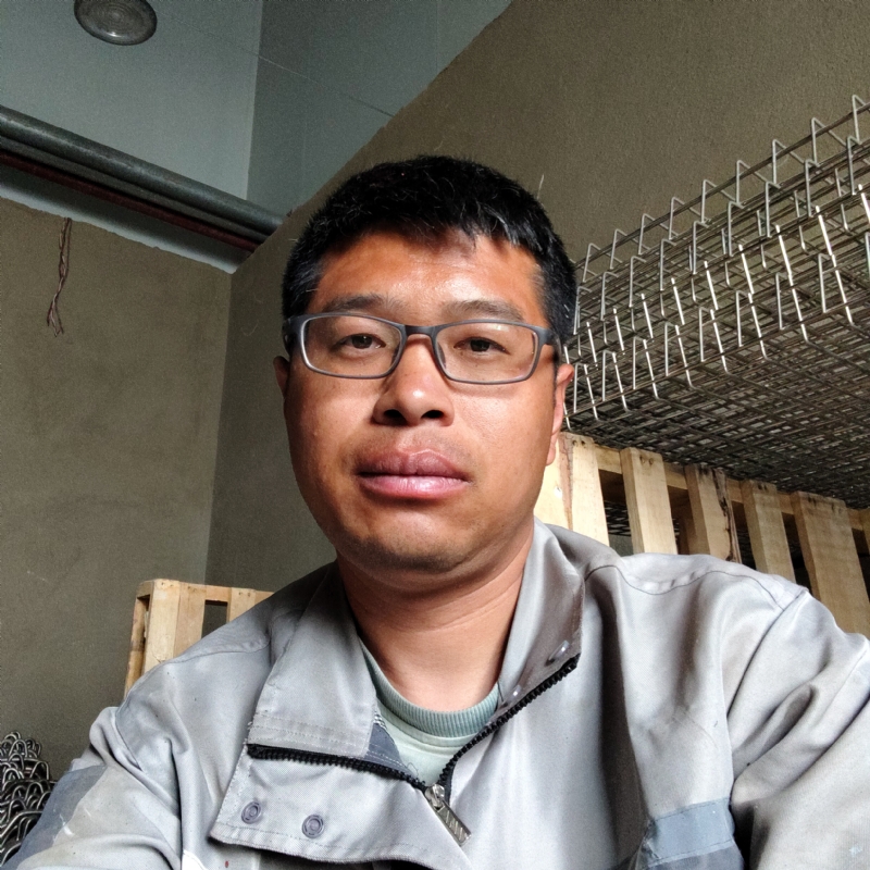 萤火的第一张照片--云南王婆说媒